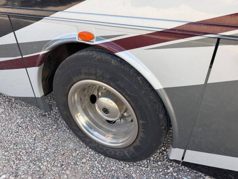 2013 Freightliner MH Chassis