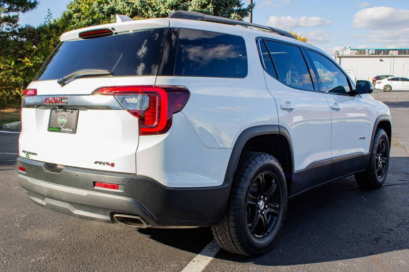 2021 GMC Acadia AT4