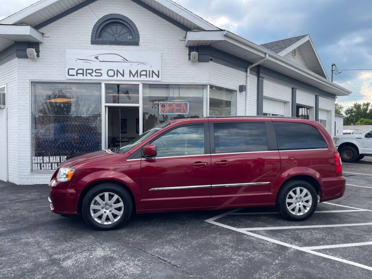 2014 Chrysler Town and Country for sale at Cars On Main in Findlay, OH