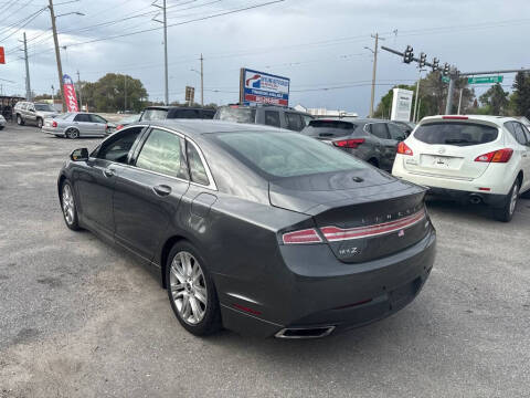 2016 Lincoln MKZ
