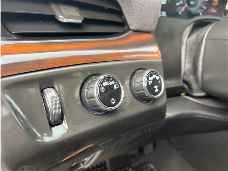 2014 Cadillac Escalade Premium