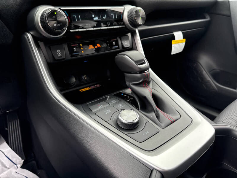 2025 Toyota RAV4 Plug-in Hybrid XSE