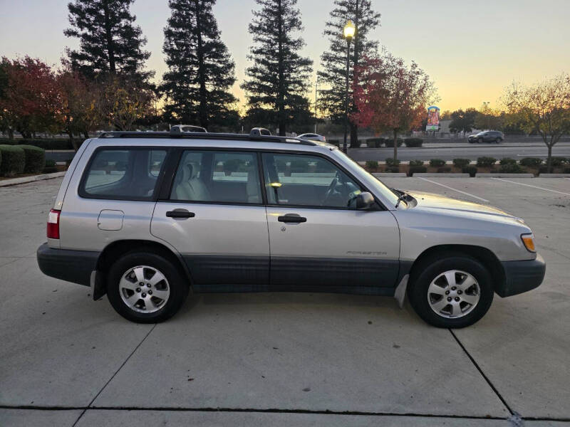 2001 Subaru Forester L