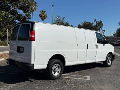 2018 Chevrolet Express 2500