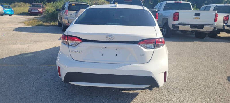 2022 Toyota Corolla LE