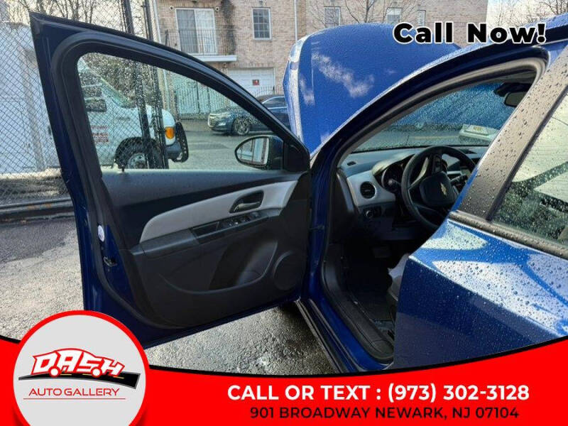 2013 Chevrolet Cruze LS Auto