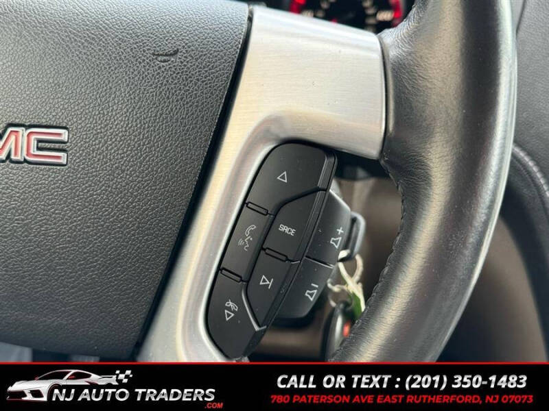 2016 GMC Acadia SLT-1