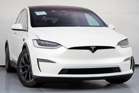 2023 Tesla Model X Standard Range