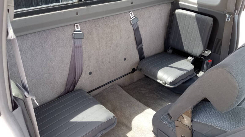2000 Nissan Frontier XE