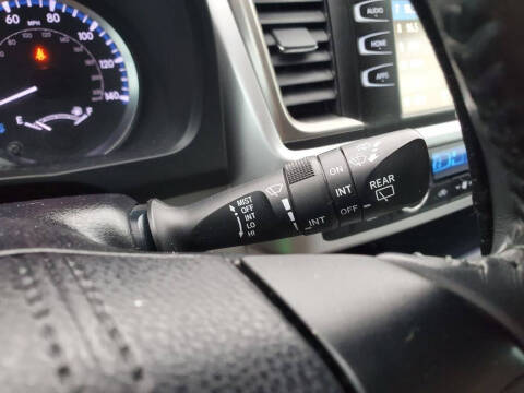 2019 Toyota Highlander LE Plus