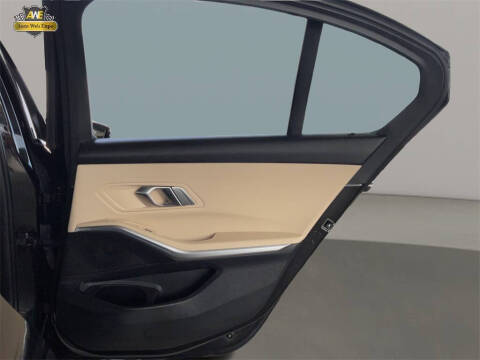 2023 BMW 3 Series 330e