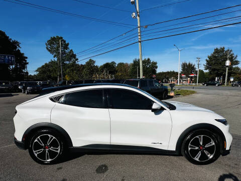 2021 Ford Mustang Mach-E Select