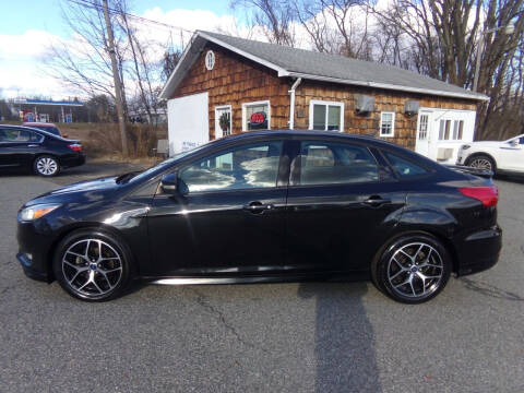 2015 Ford Focus for sale at Trade Zone Auto Sales in Hampton NJ
