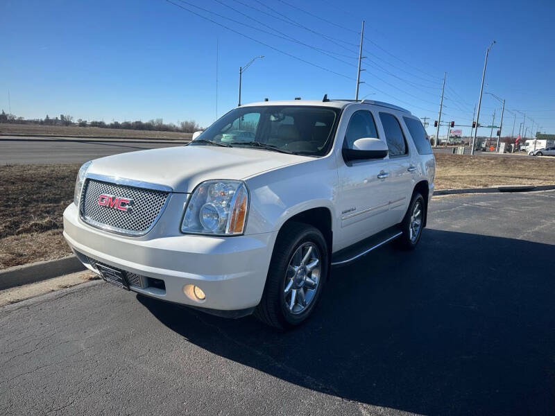 2014 GMC Yukon for sale at Doc's Auto Sales in Lincoln NE