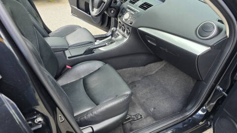 2011 Mazda MAZDA3 s Grand Touring