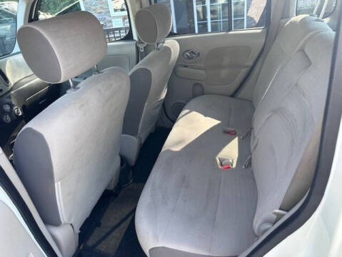 2011 Nissan cube 1.8