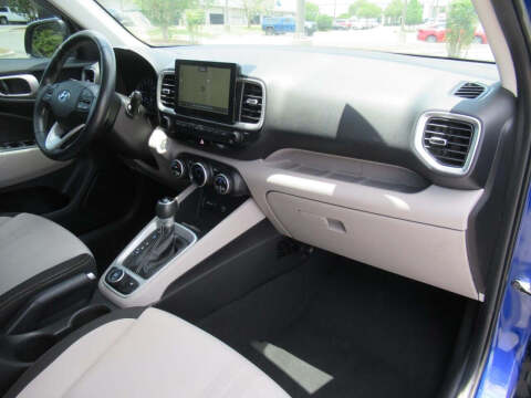 2020 Hyundai Venue SEL