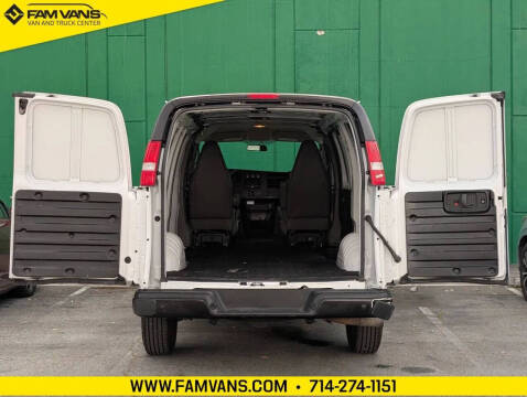 2023 Chevrolet Express 2500