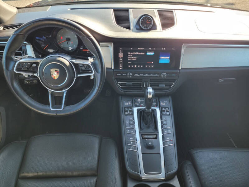 2020 Porsche Macan S