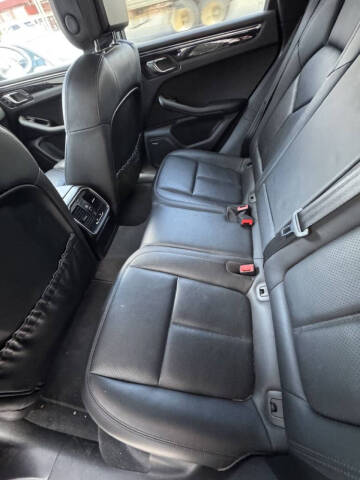 2015 Porsche Macan S