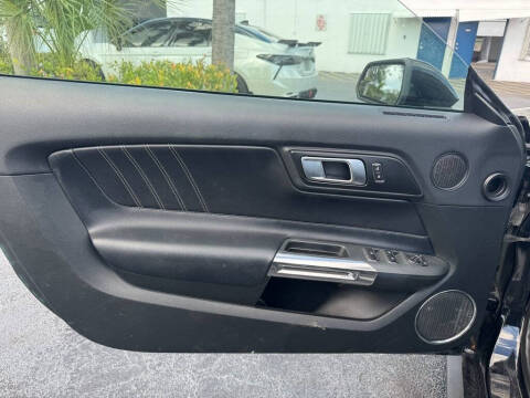 2020 Ford Mustang EcoBoost Premium