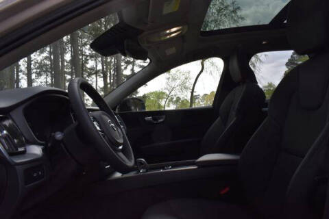 2025 Volvo XC60 T8 Plus Dark Theme