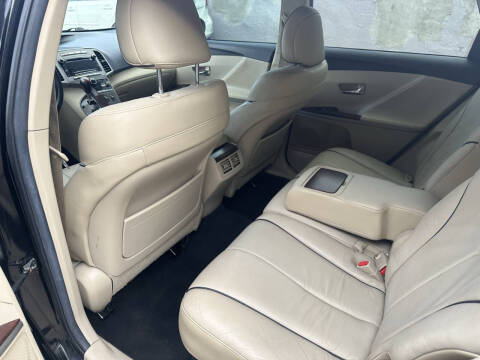 2011 Toyota Venza AWD V6