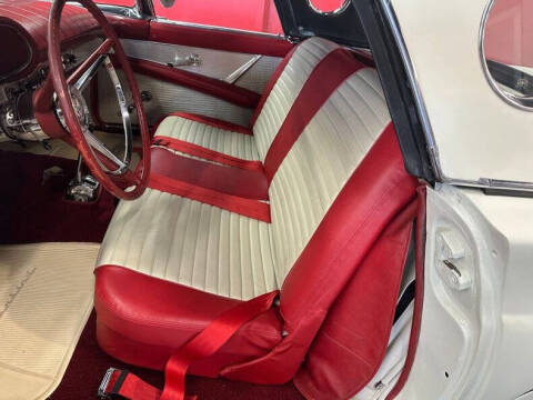 1957 Ford Thunderbird