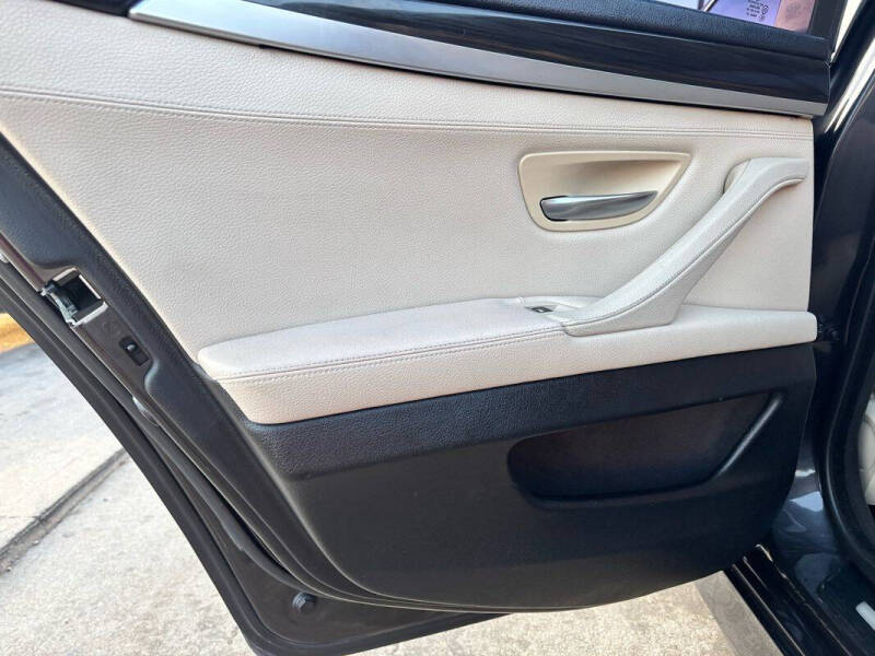 2013 BMW 5 Series 528i xDrive