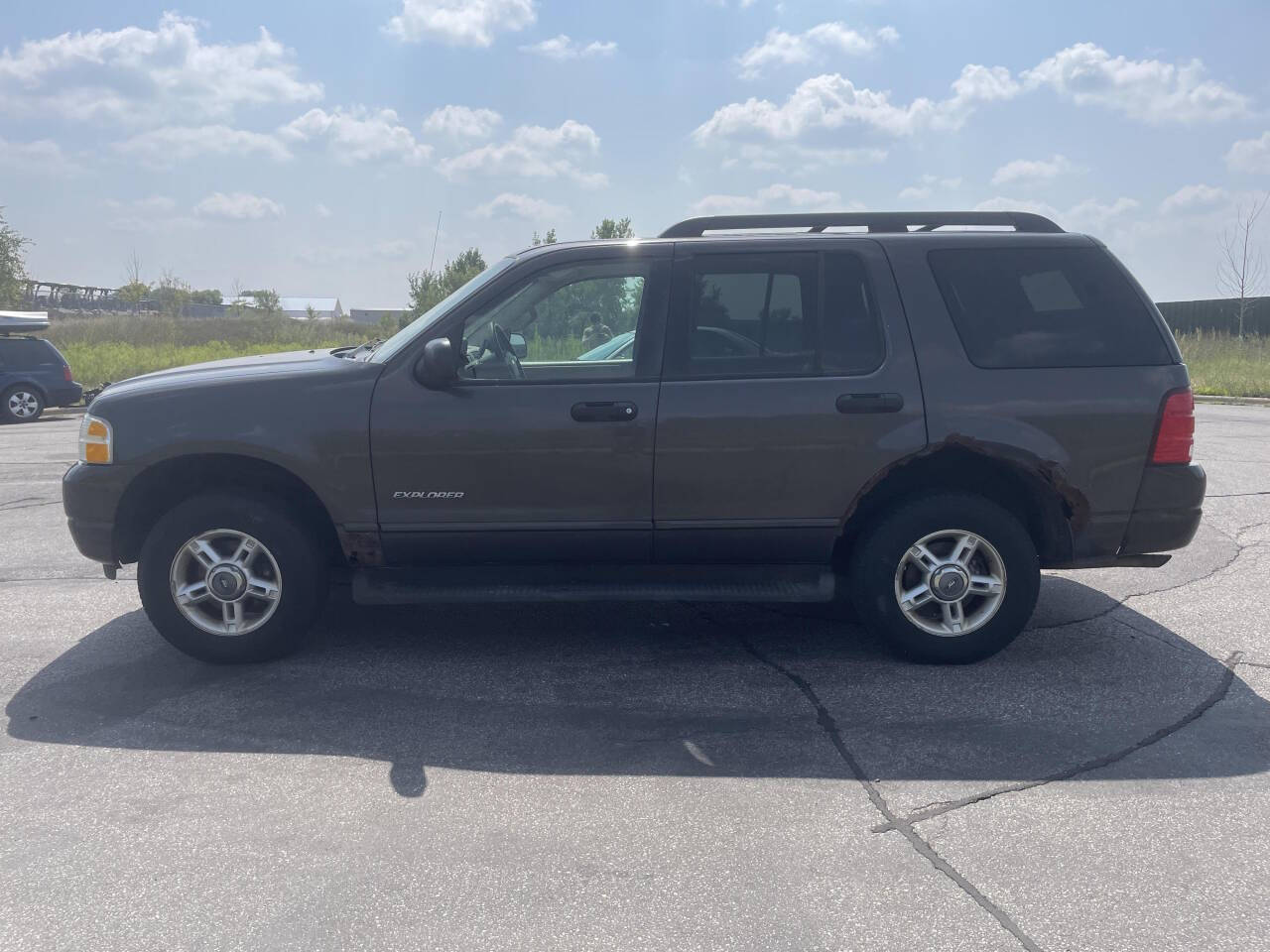 2005 Ford Explorer for sale at Twin Cities Auctions in Elk River, MN