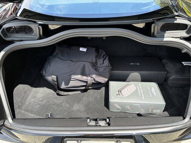 2024 Aston Martin DB12 V8