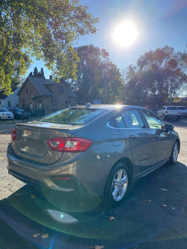 2017 Chevrolet Cruze LT Auto