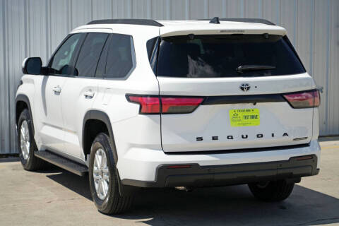 2025 Toyota Sequoia SR5