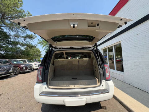 2017 GMC Yukon Denali