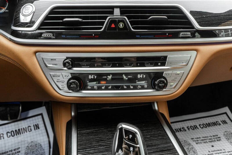 2022 BMW 7 Series 750i xDrive