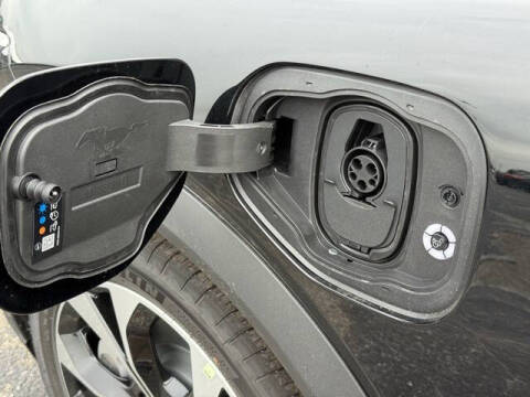 2025 Ford Mustang Mach-E Select