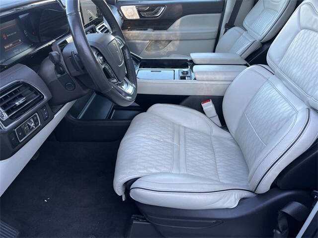 2023 Lincoln Navigator L Black Label