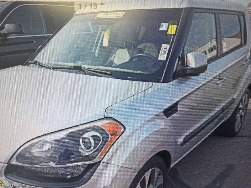 2012 Kia Soul +