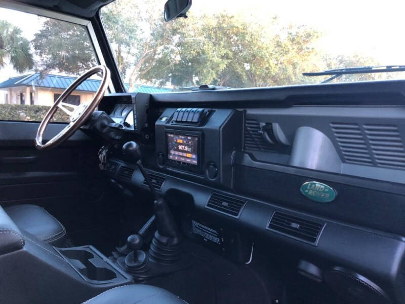 1991 Land Rover Defender 110