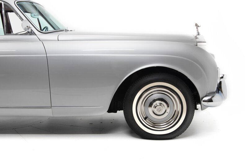 1966 Rolls-Royce Flying Spur