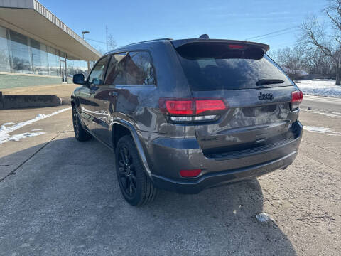 2020 Jeep Grand Cherokee Altitude