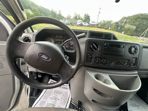 2014 Ford E-Series E-350 SD