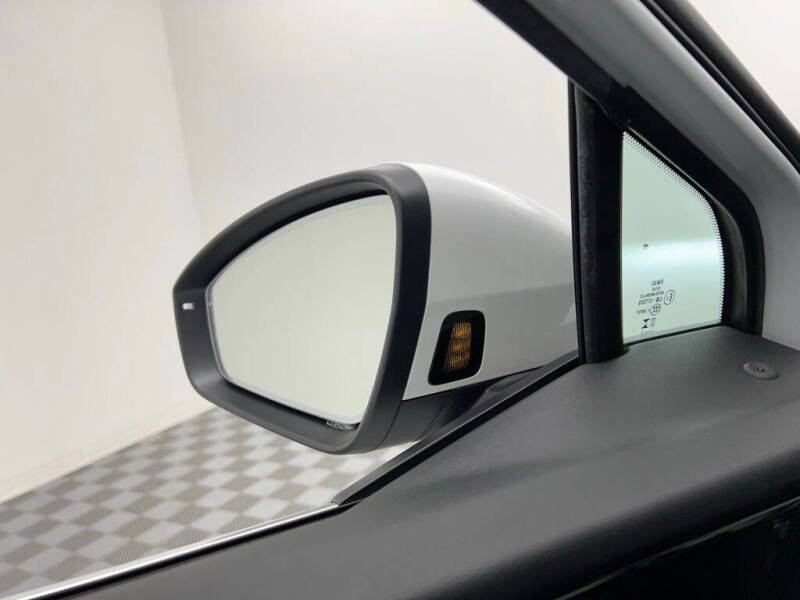 2023 Audi Q4 e-tron quattro Premium Plus 50