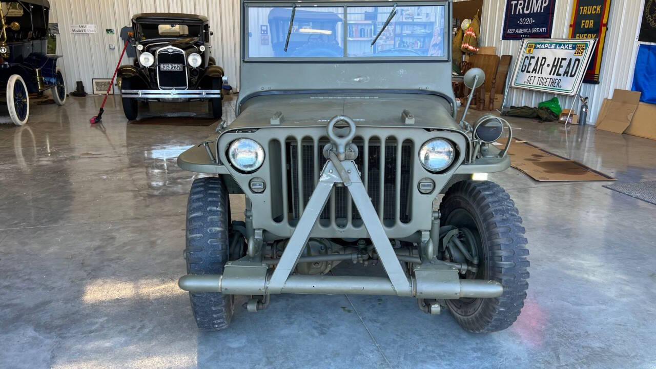 1942 Willys MB Jeep 9