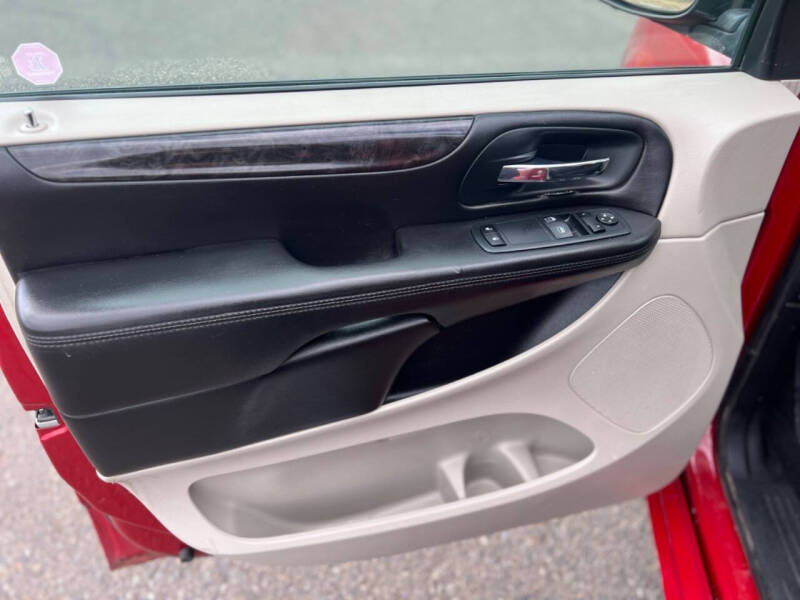 2013 Dodge Grand Caravan SE