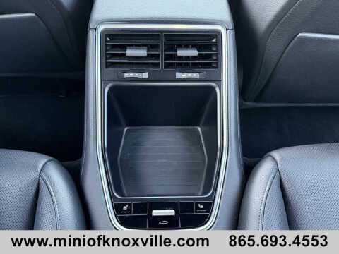 2018 Porsche Panamera 4