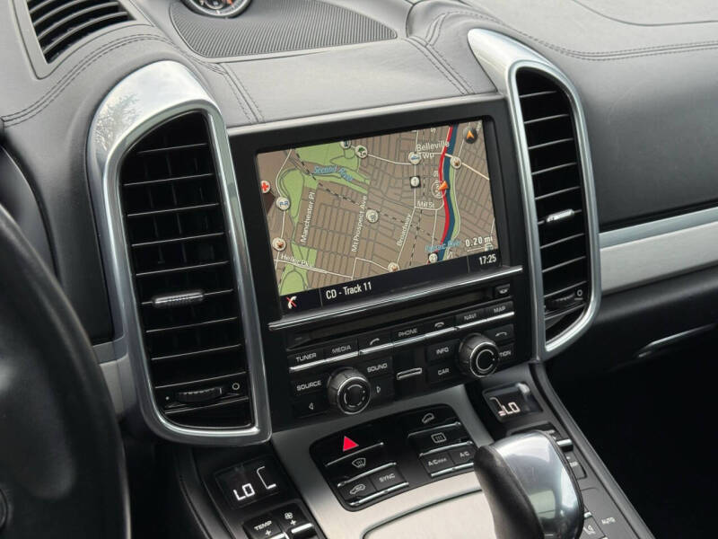 2016 Porsche Cayenne GTS