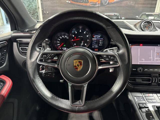 2021 Porsche Macan