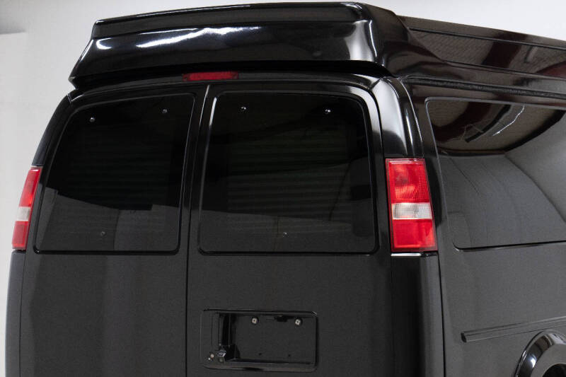 2017 Chevrolet Express 2500