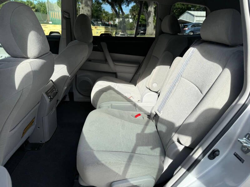 2013 Toyota Highlander Plus